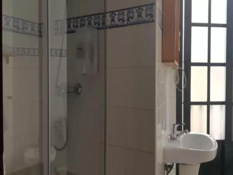 Hotel Londres Севилья Экстерьер фото