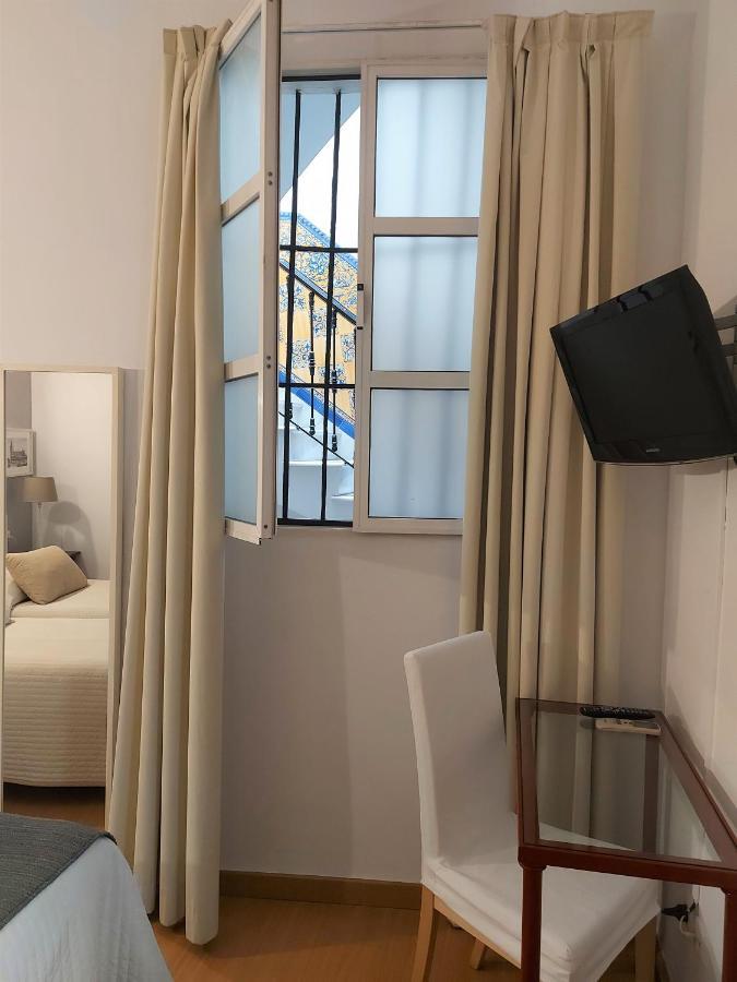 Hotel Londres Севилья Экстерьер фото