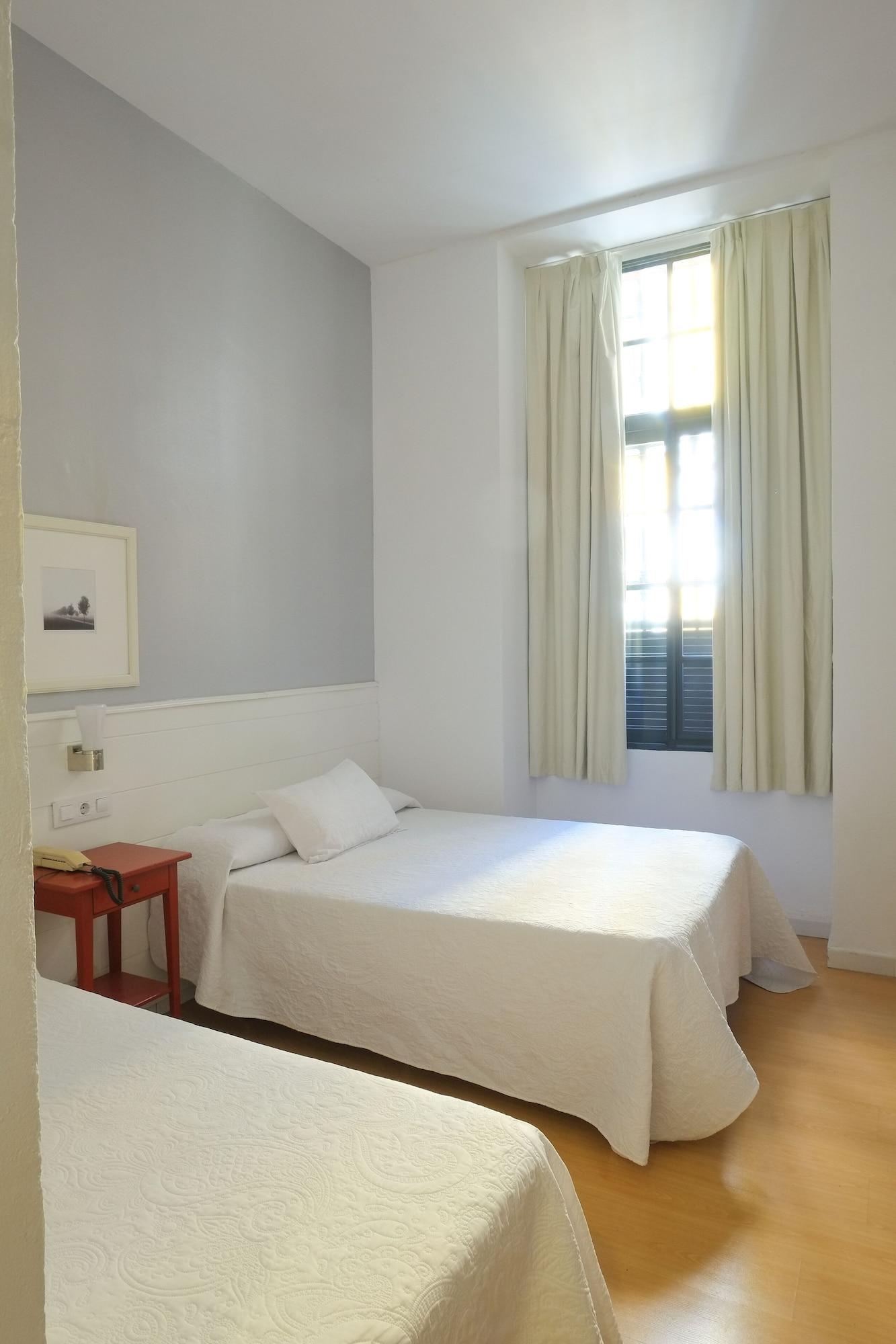 Hotel Londres Севилья Экстерьер фото