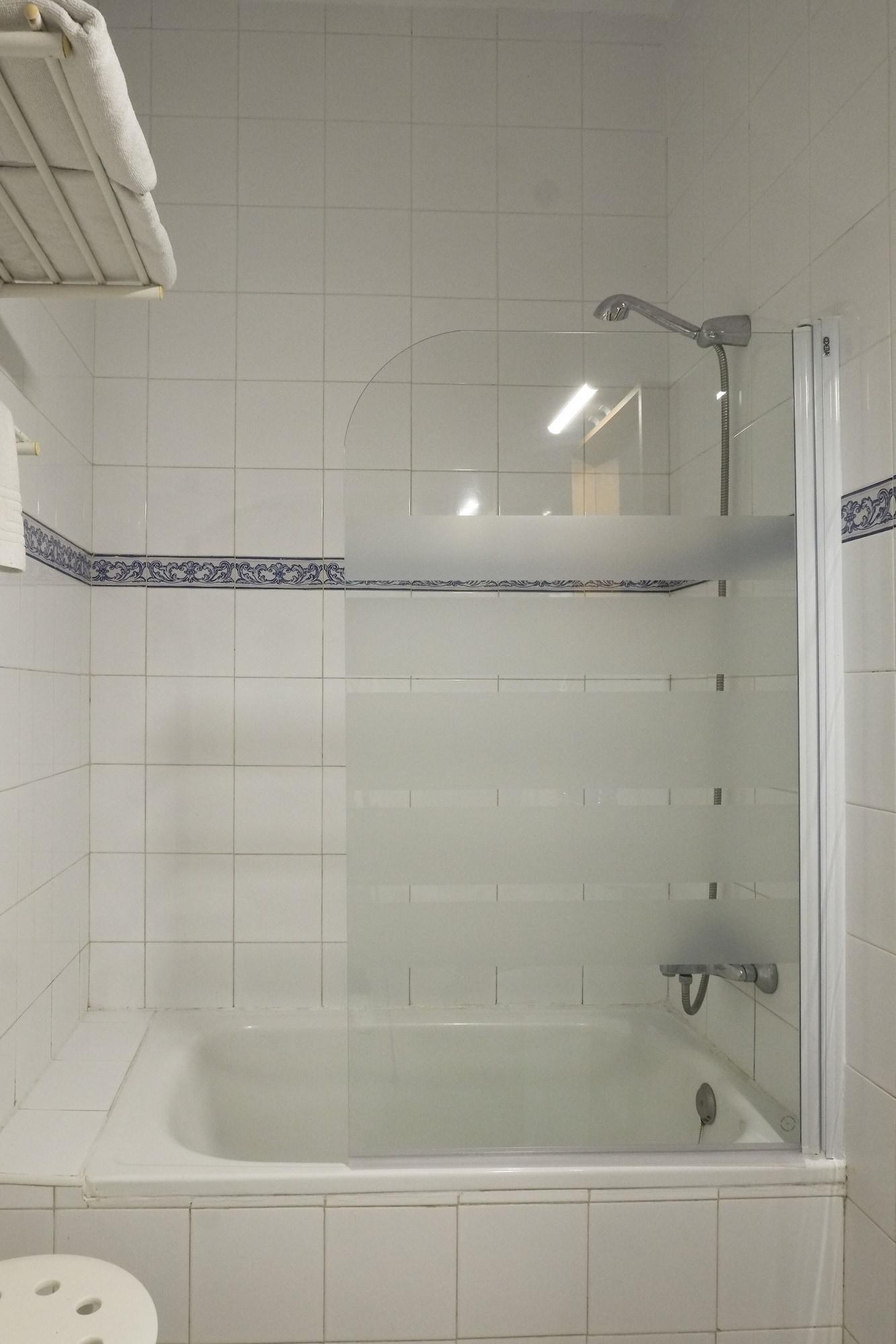 Hotel Londres Севилья Экстерьер фото